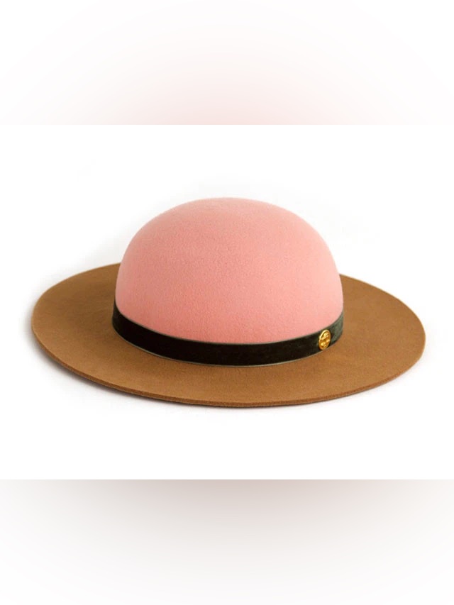 Liebe Girls Hat With Original Branded Presentation Hat Box Both Brand New